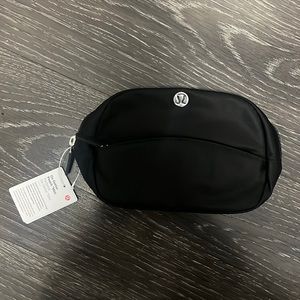 lulu lemon go getter mini pouch
